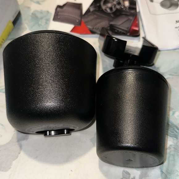 WeatherTech cupfone Brand New In Box - Picture 3 of 10